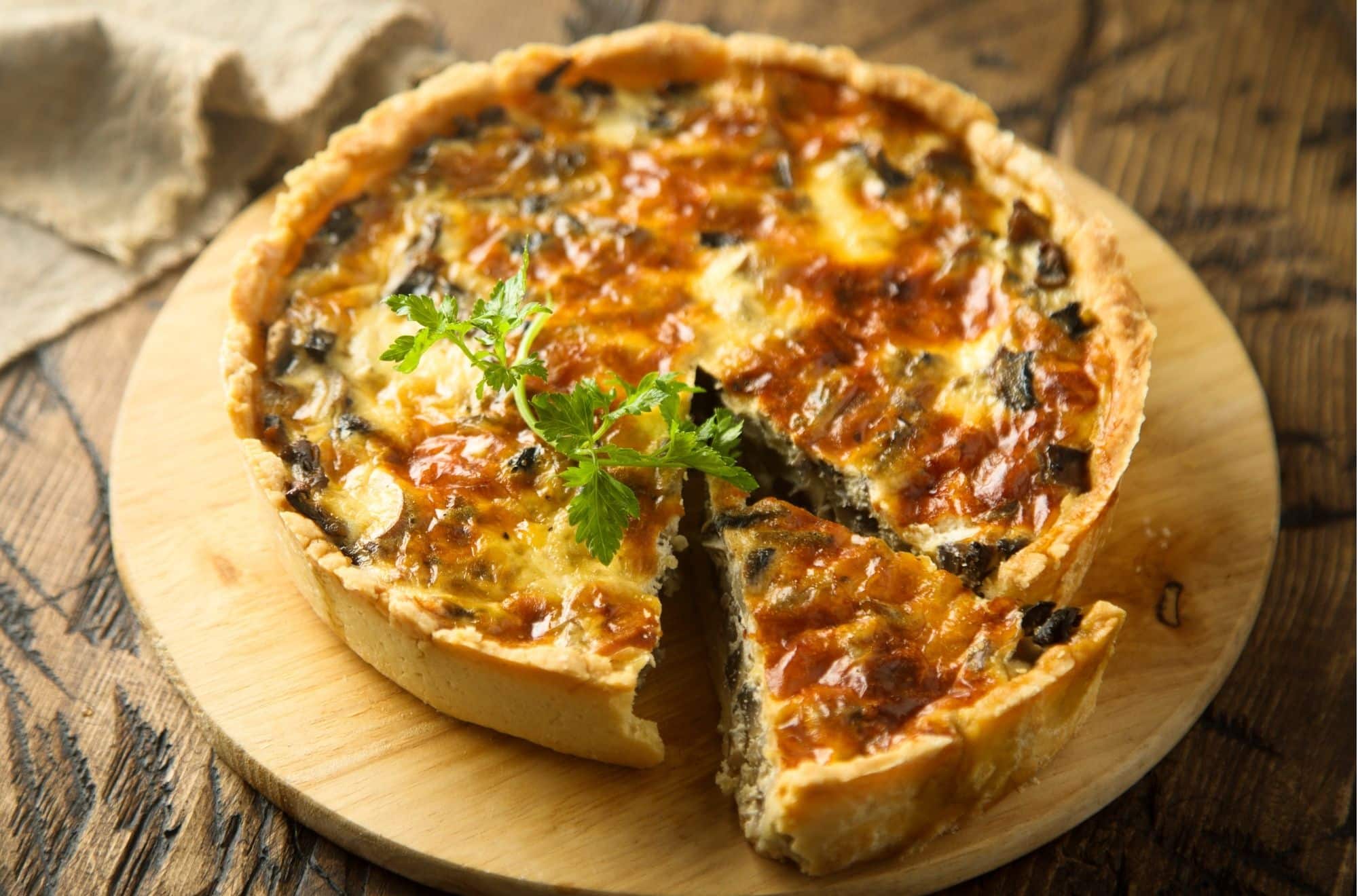 Easy Chicken And Mushroom Quiche Recipe
